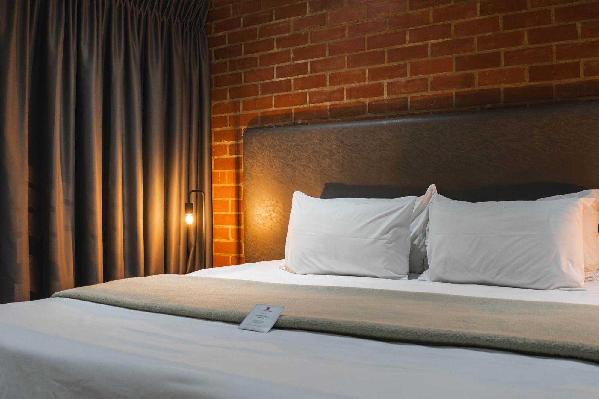 The Wild Peach - Menlyn Hotel Pretoria Ngoại thất bức ảnh