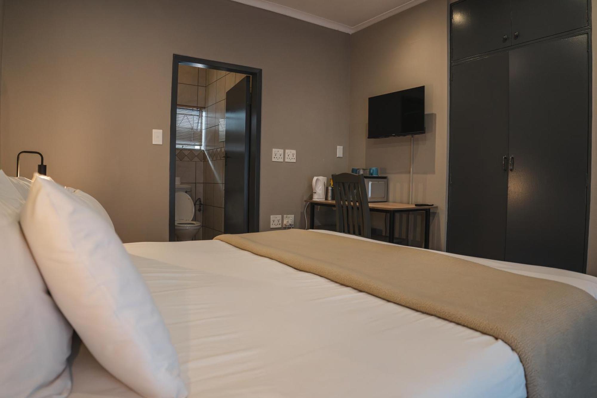 The Wild Peach - Menlyn Hotel Pretoria Ngoại thất bức ảnh