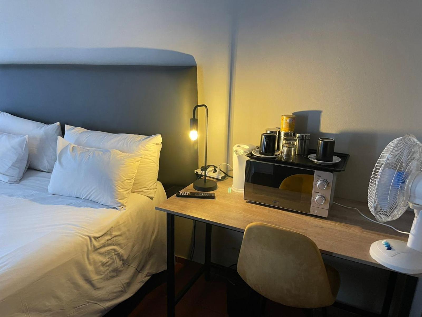 The Wild Peach - Menlyn Hotel Pretoria Ngoại thất bức ảnh